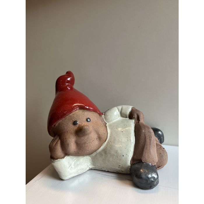 Havenisse-Liggende-rød-Hue