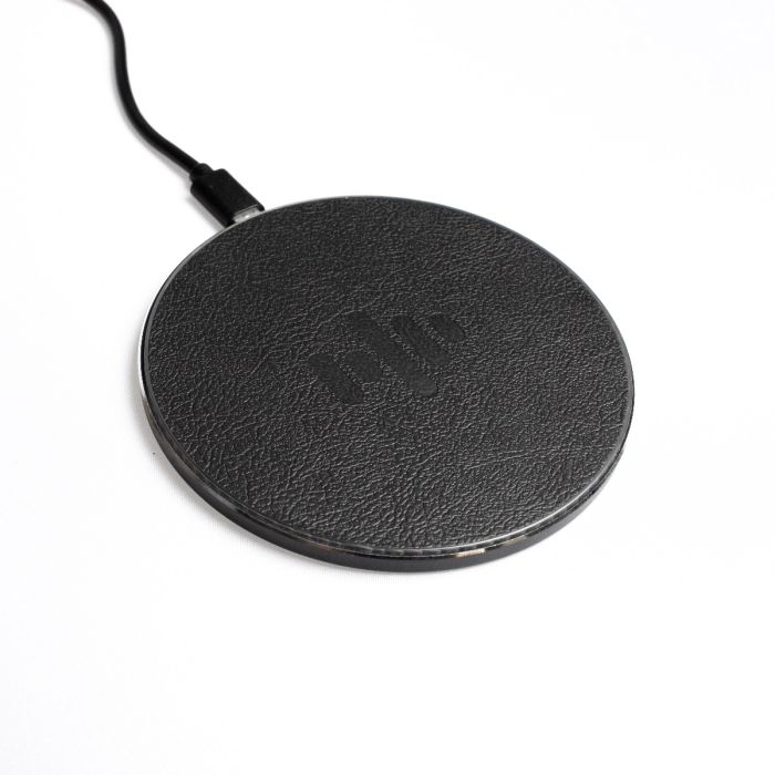 SoundLiving Wireless Hurtiglader Sort