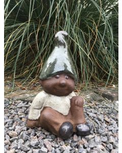  Have-Nisse-Gnom-Siddende-Med-Grøn-Hue 