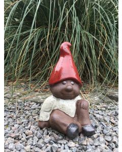  Have-Nisse-Gnom-Siddende-Med-Rød-Hue